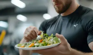 Nutrición deportiva: Diseña planes para atletas. Titulación y empleo garantizado.